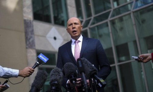 Giữa lúc căng thẳng với Trung Quốc, Bộ trưởng Úc cảnh báo phóng viên nước ngoài