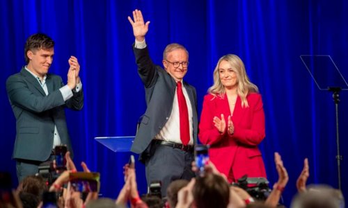 Anthony Albanese giành chiến thắng áp đảo trong cuộc bầu cử Liên bang Úc.