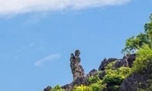 Chờ chờ, đợi đợi, trông trông - Bao nhiêu chờ đợi mặn nồng bấy nhiêu