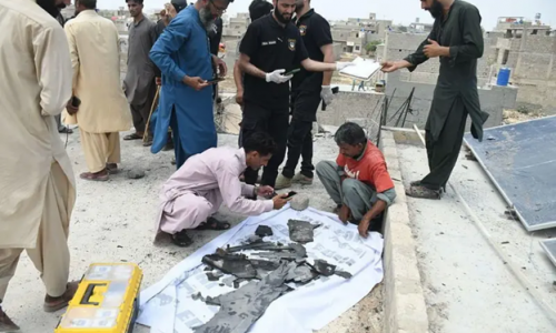 'Ăn miếng trả miếng' - Pakistan chính thức tấn công trả đũa Ấn Độ