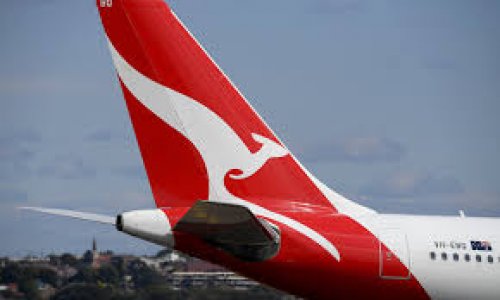 Qantas và Jetstar tạm dừng tất cả các chuyến bay quốc tế