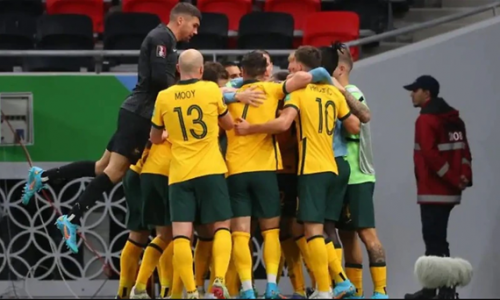 World Cup 2022: Socceroos hạ UAE tiến đến trận playoff cuối cùng