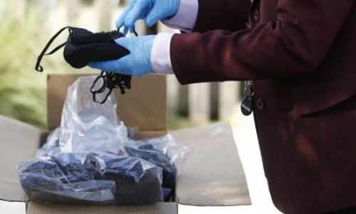 Queensland dự trữ bộ đồ bảo hộ an toàn các nhân (PPE) để đối phó dịch bệnh.