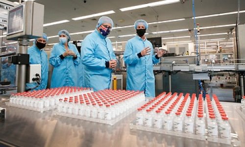 Cơ Quan Quản Lý Dược Phẩm Úc (TGA) cấp phép cho 830,000 liều vắc-xin AstraZeneca được sản xuất tại Melbourne