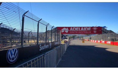 Giao thông sẽ bị gián đoạn ​​khi đường đua Adelaide 500 được sữa chửa lại cho sự kiện diễn ra trong tháng Mười Hai.