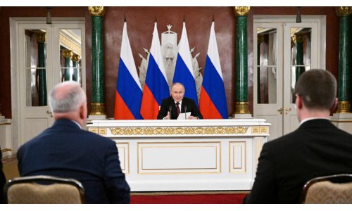 Tổng thống Nga đề nghị đàm phán trực tiếp với Ukraine, Kyiv hoan nghênh « dấu hiệu tích cực » từ phía Moscow.