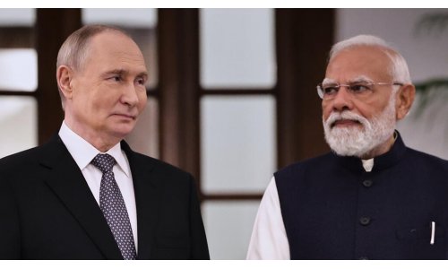 Mỹ trừng phạt Ấn Độ vì mua dầu lửa của Nga : Putin chĩa « mũi dùi » vào chính quyền Donald Trump