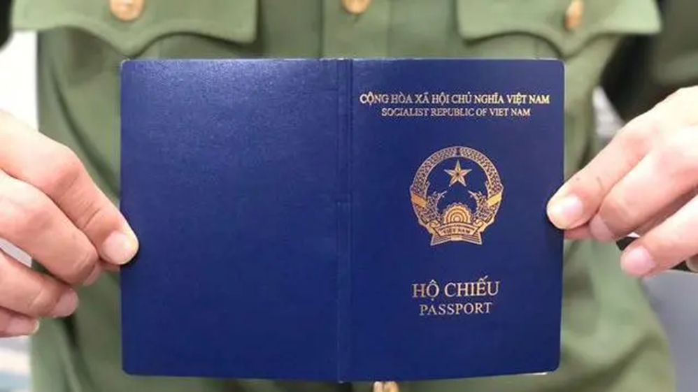 'Quyền lực' của sổ thông hành (passport) Việt Nam thua Campuchia 2 bậc