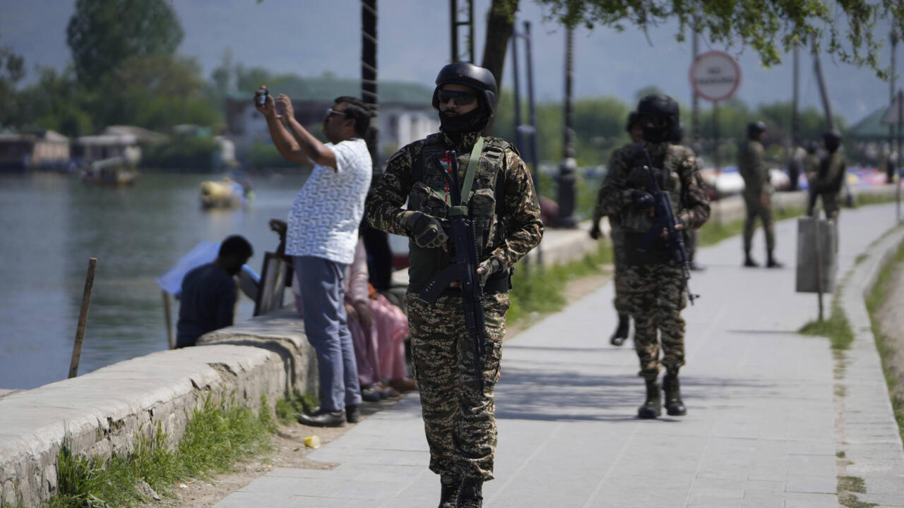 Căng thẳng bùng phát giữa Ấn Độ và Pakistan sau vụ tấn công khủng bố tại Kashmir