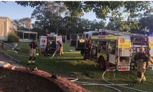 Ức vì bị thầy giáo lạm dụng tình dục khi còn là học sinh, một ông chế bom xăng phóng hỏa trường