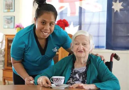 Aged care - Nghề chăm sóc người già và cơ hội cho người Việt