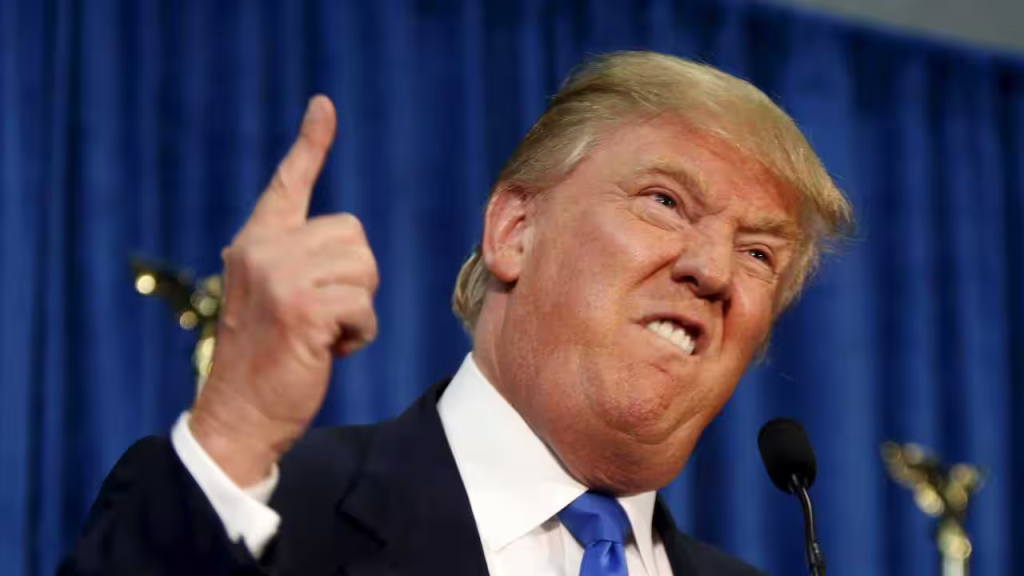 Tổng thống Donald Trump quyết áp thuế vì “cả bạn lẫn thù đều đã lừa đảo chúng ta”