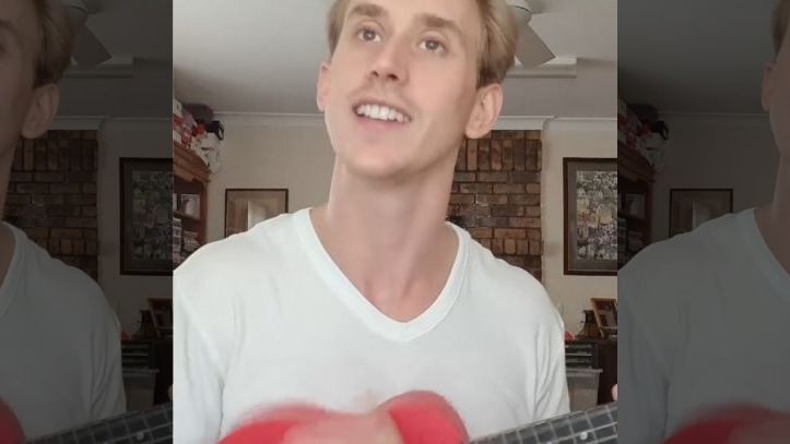 Chàng trai người Úc sáng tác bài hát hài hước về dịch corona