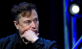 Elon Musk cấm nhân viên dùng Zoom