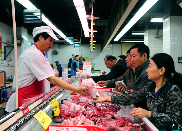 Trung Quốc khốn đốn vì thịt lợn: Mỹ hưởng lợi, Việt Nam cần cẩn trọng