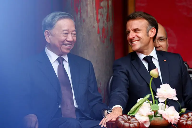 Chuyến đi Việt Nam của ông Macron có gì đáng chú ý?