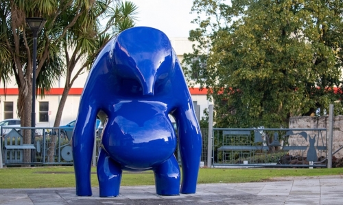 Bức tượng Cast in Blue đã đến thành phố Mount Gambier