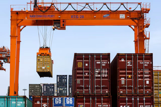 Cách Trung Quốc tăng tốc tiến vào Việt Nam giữa lúc Mỹ áp thuế