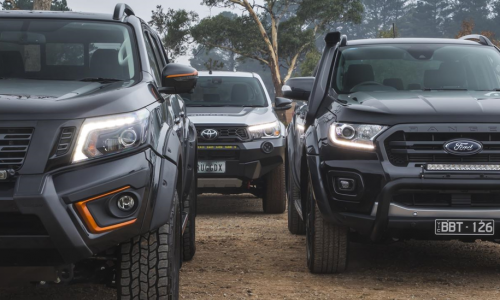 Những tuyên bố sai lệch do AI tạo ra và lan truyền trên Google về luật giao thông đường bộ Úc liên quan đến đèn pha xe.