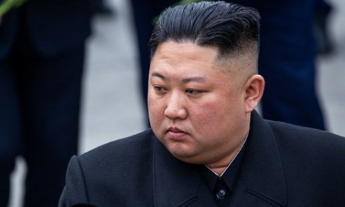 Điện thoại thông minh “đào tẩu” hé lộ những điều điên rồ về chế độ Kim Jong Un