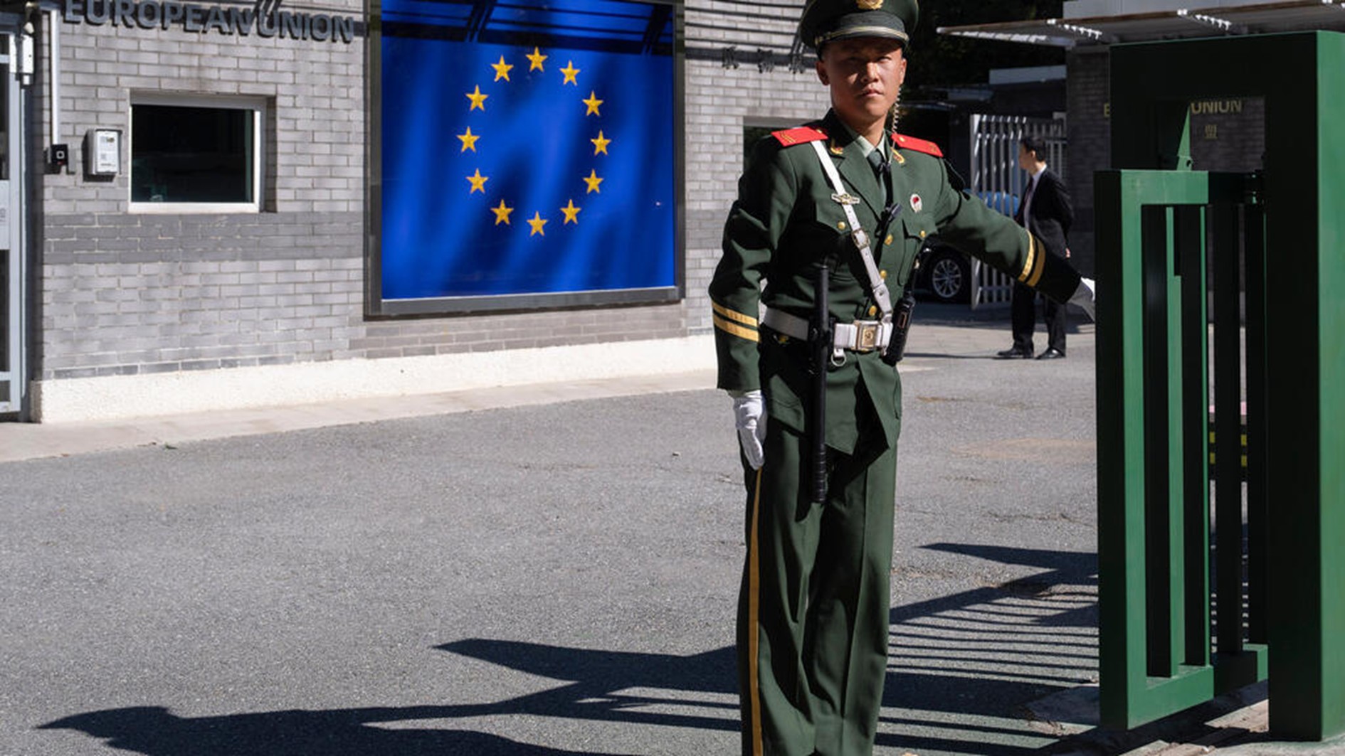 Trung Quốc tăng thuế nhắm vào các sản phẩm sữa của châu Âu