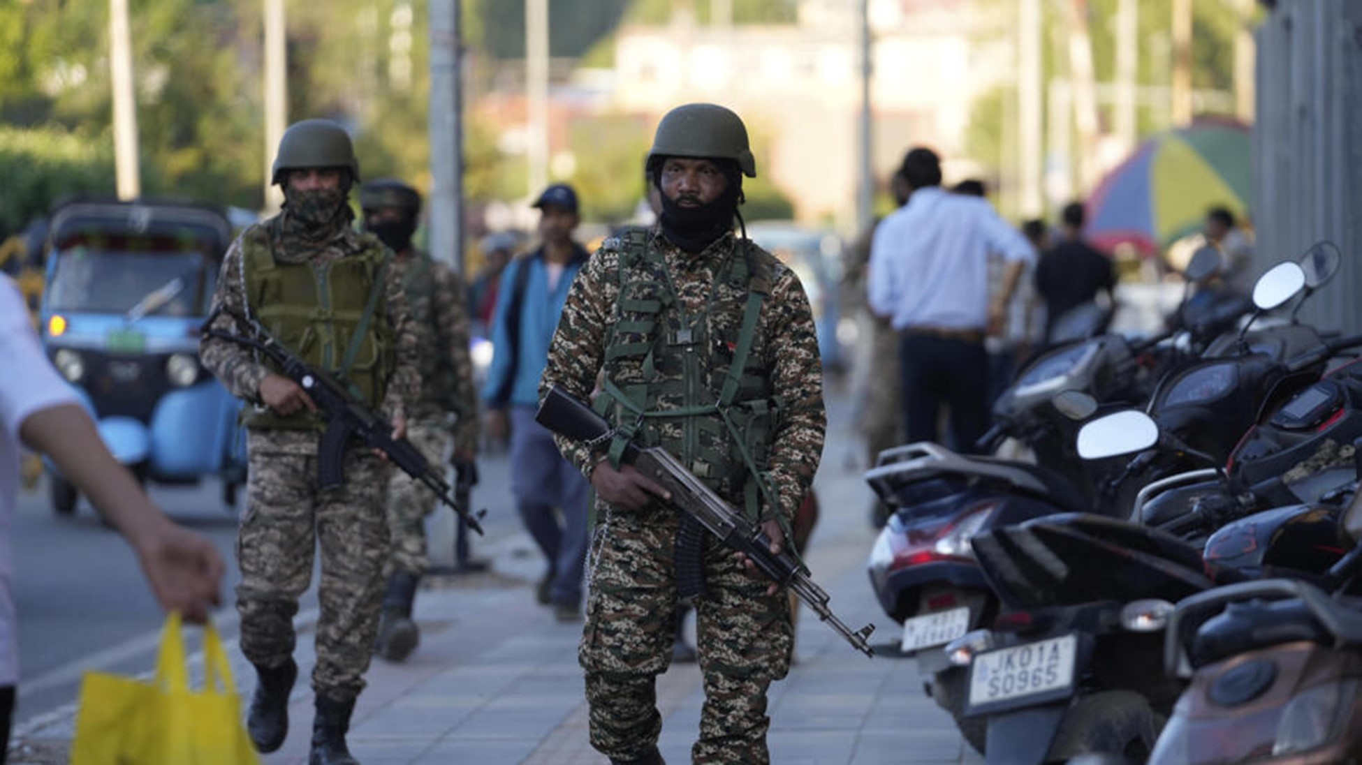 Kashmir: Ấn Độ, Pakistan tiến ngày càng gần đến chiến tranh