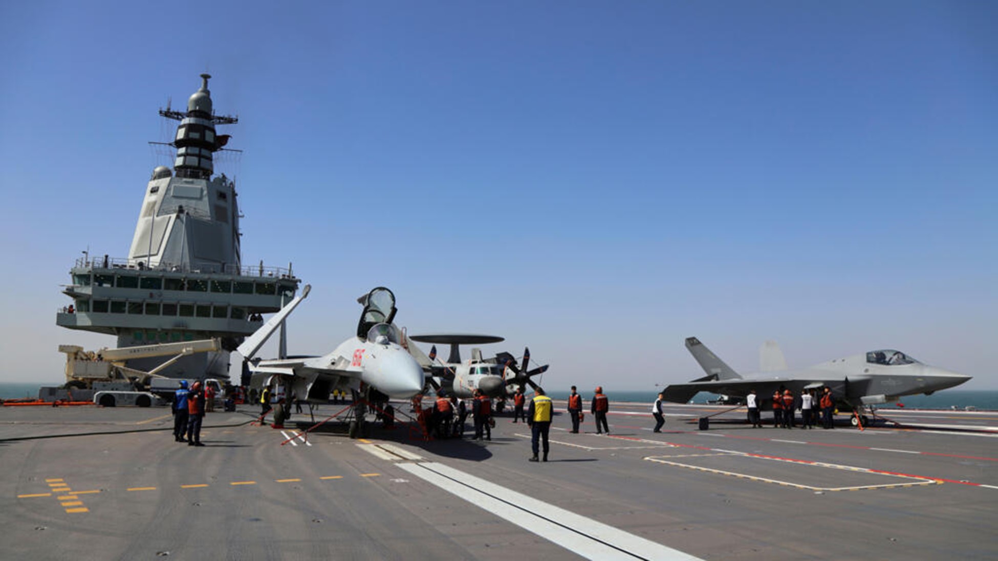 Hàng không mẫu hạm Phúc Kiến, hiện đại nhất và mạnh nhất của Trung Quốc chánh thức đi vào hoạt động