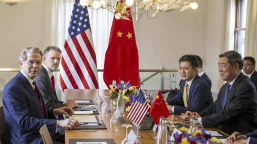 Chiến tranh quan thuế Mỹ-Trung : Những yếu tố trói tay Donald Trump