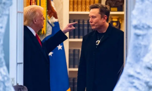 Musk nói dự luật thuế của Trump 'gớm ghiếc kinh tởm'