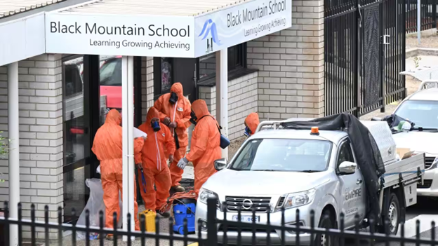 Thêm nhiều trường học đóng cửa vì phát hiện loại cát đồ chơi của trẻ em bị nhiễm asbestos