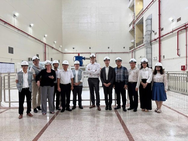 JETP giúp Việt Nam tự chủ năng lượng sạch, làm đường sắt cao tốc và NET Zero