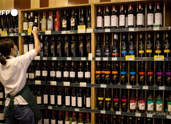 Bộ trưởng Nông Nghiệp Úc thất vọng về Trung Quốc, muốn bán rượu vang sang nước khác