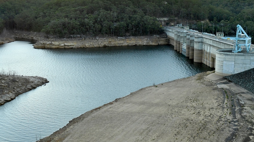 Mưa ở Sydney giúp mực nước đập Warragamba Dam tăng lên 61%