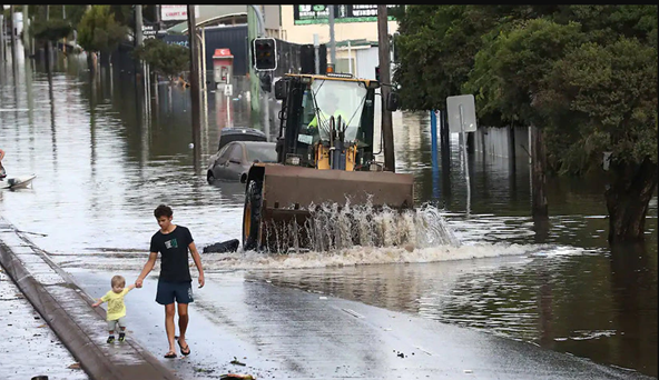 Nửa triệu người NSW đang đối mặt lệnh di tản hoặc cảnh báo chống lũ lụt